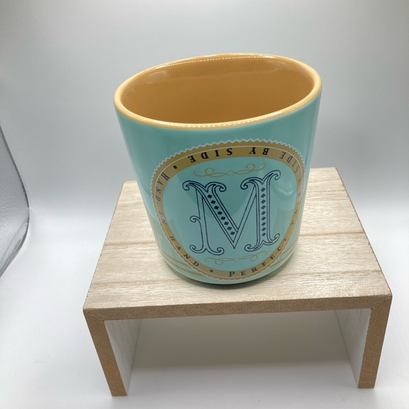 Disney Mickey Mouse and Minnie Mouse Mug - Picture 3 of 10